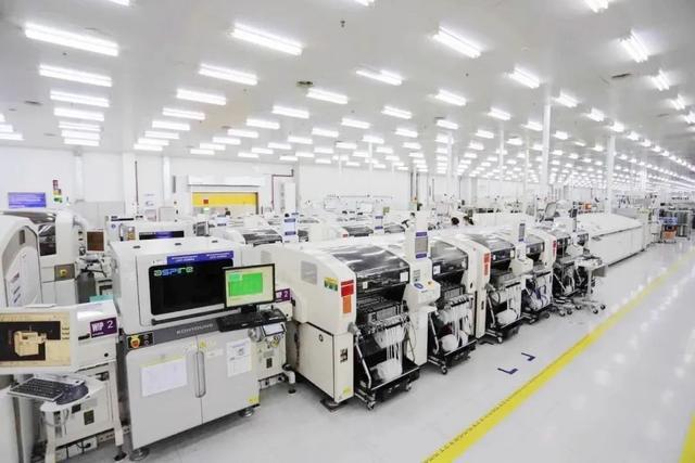 嘉定企業(yè)銷售收入20年增長(zhǎng)近35倍，2025年汽車銷售領(lǐng)域再迎突破